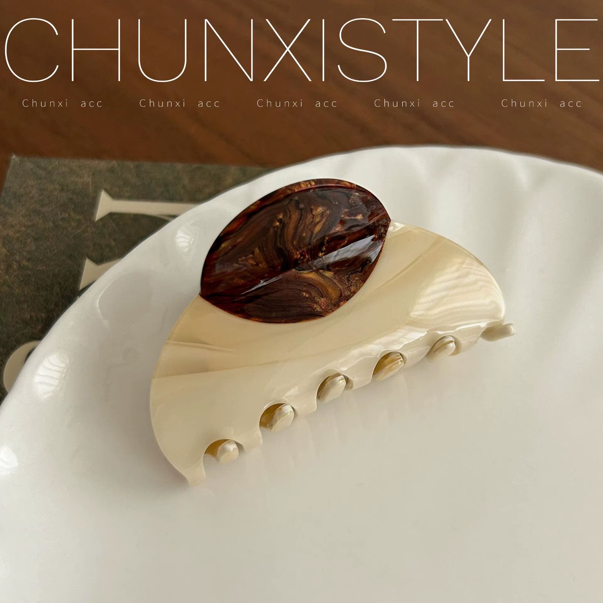 Vintage Hair Clips Korean Hair Clip Large Claw Clip Y2K Accessories Hair Accessories for Women