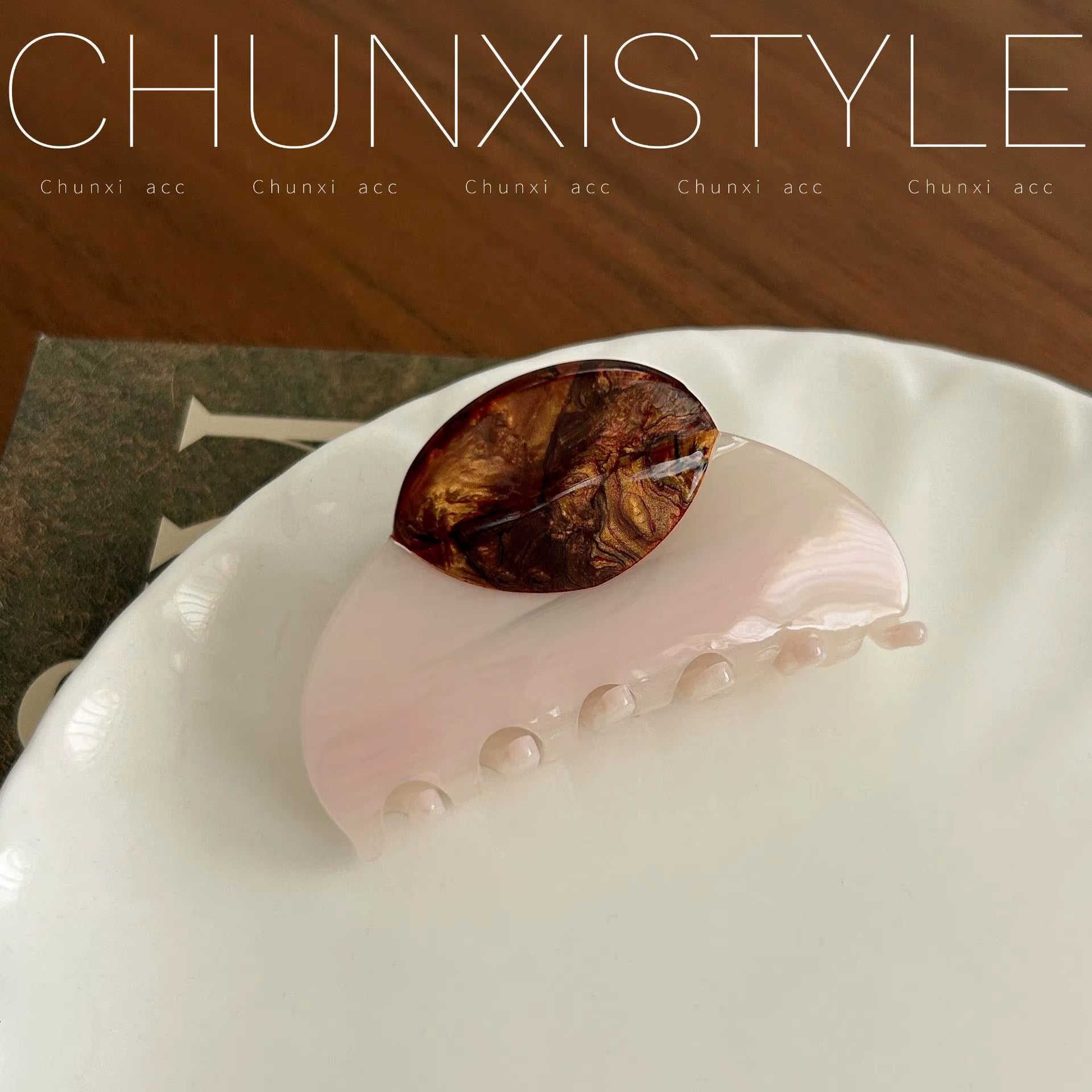 Vintage Hair Clips Korean Hair Clip Large Claw Clip Y2K Accessories Hair Accessories for Women