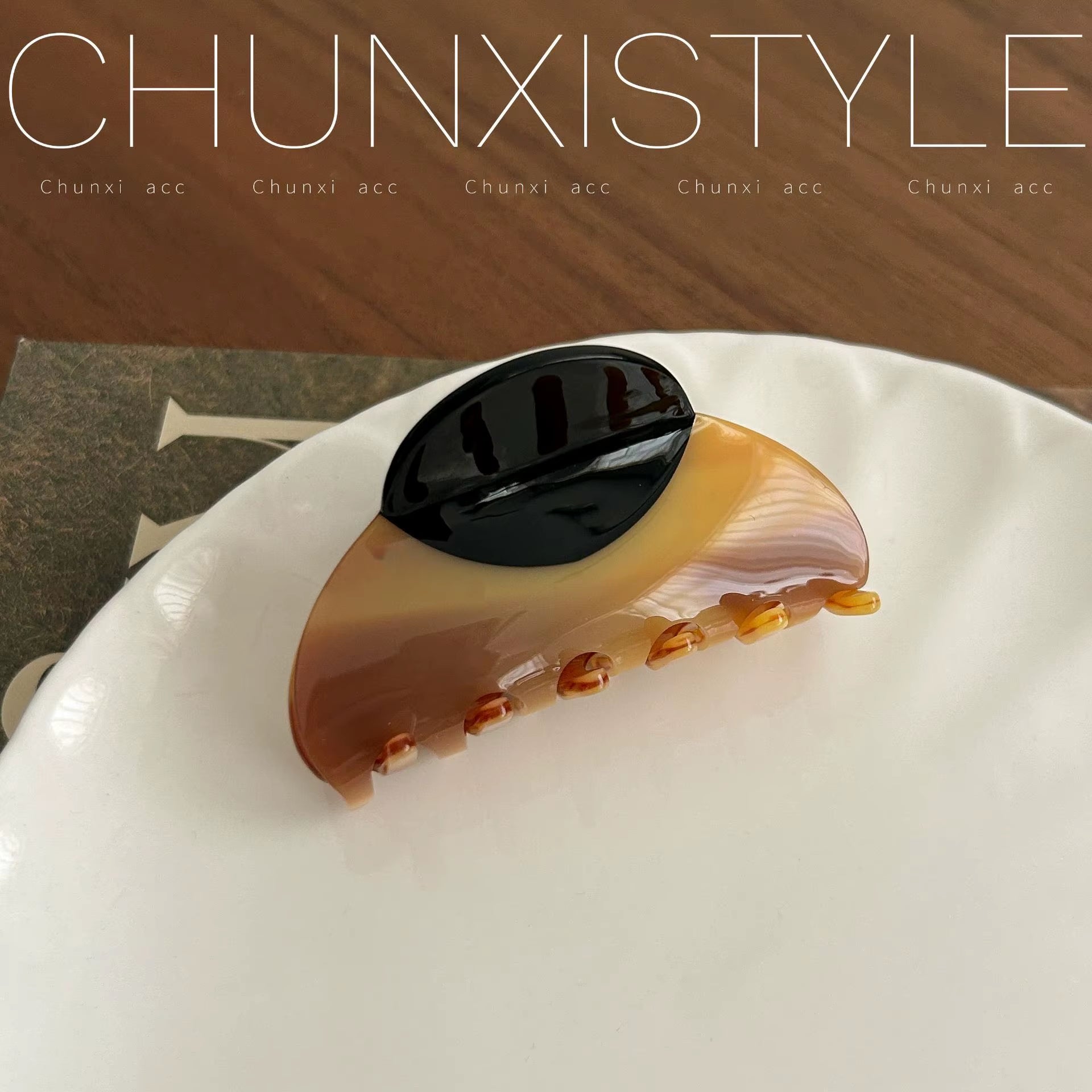 Vintage Hair Clips Korean Hair Clip Large Claw Clip Y2K Accessories Hair Accessories for Women